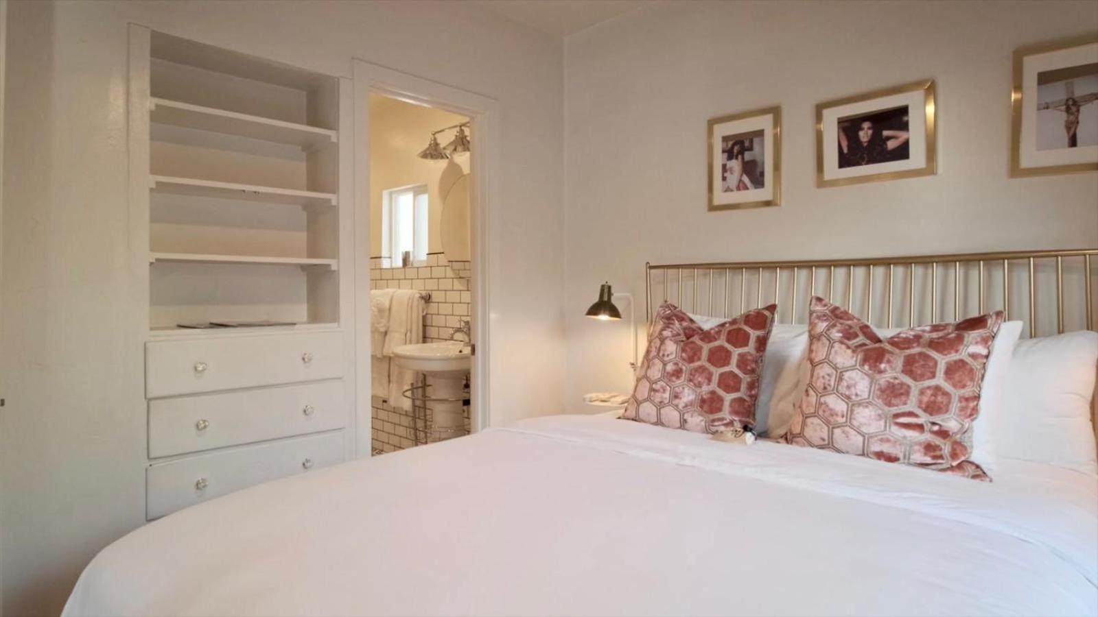 Saint Boniface Hotel Indio Chambre photo